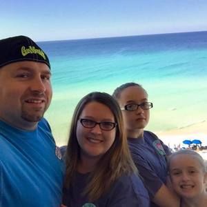 Meet your Posher, Sherry